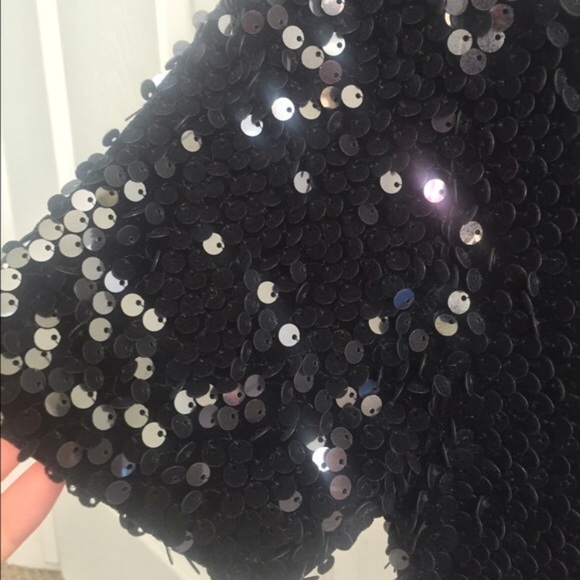 Velvet Sequin Cocktail dress seen on Beyonce - Picture 4 of 9